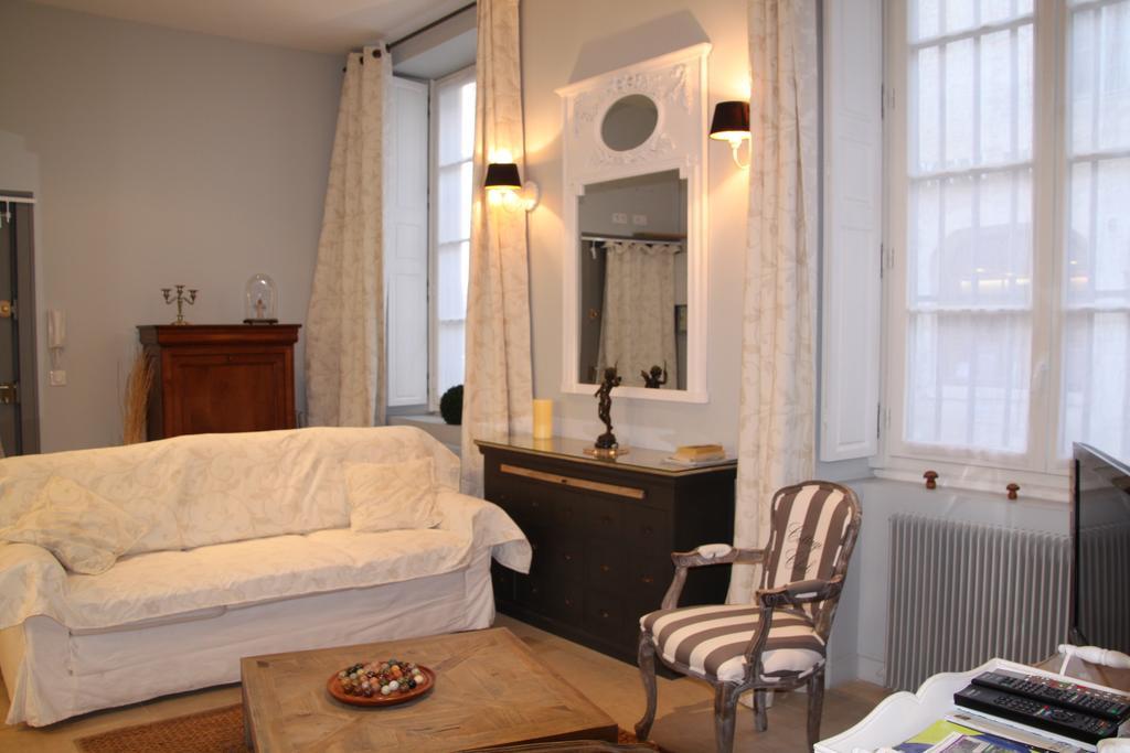 Le Loisy Apartment Дижон Стая снимка